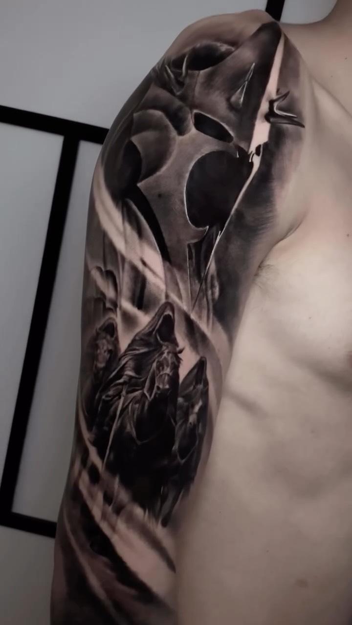 Roi Sorcier d'Angmar (Le Seigneur des Anneaux) black & grey — gauthierpascaltattoo