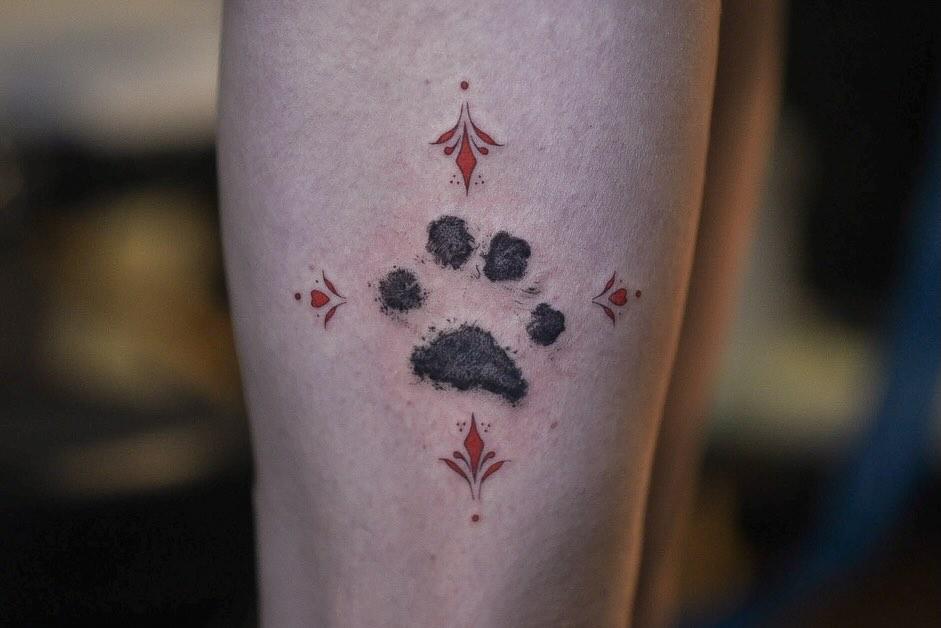 Fine line empreinte de chien, hommage — samantha__rico