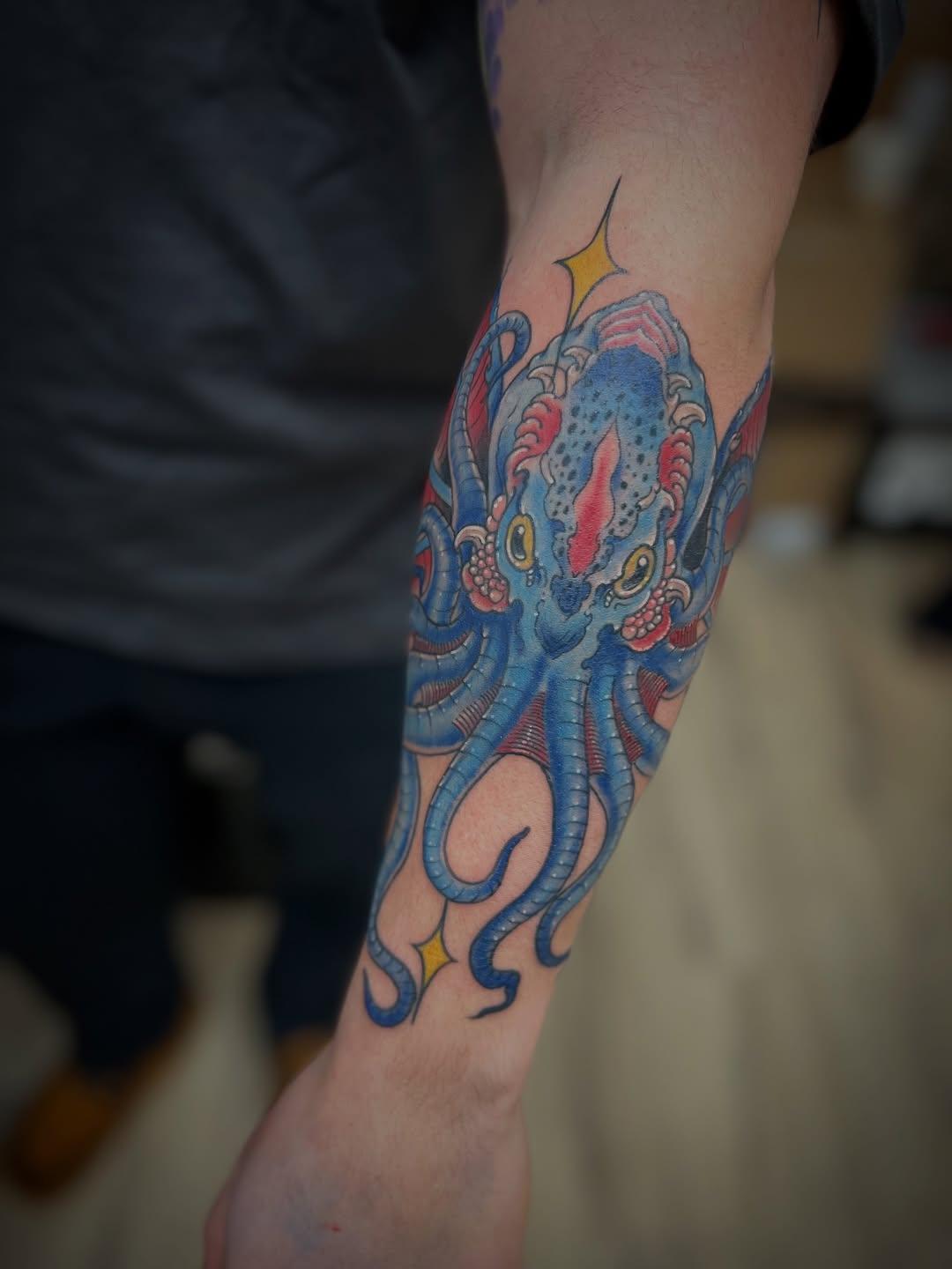 Tatouage custom — doodoobrowneyes