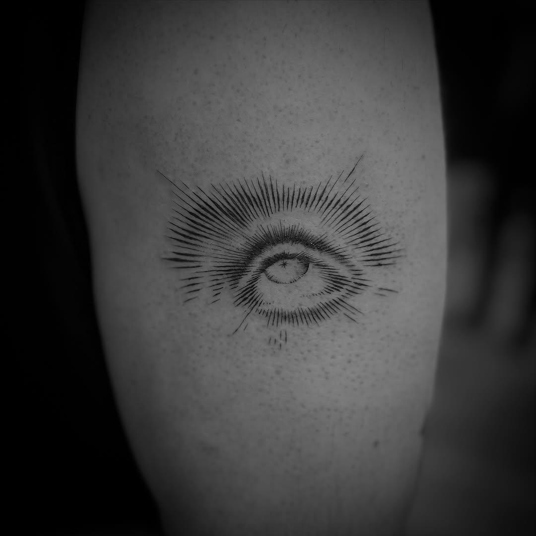 Tatouage œil multi-traits — doodoobrowneyes