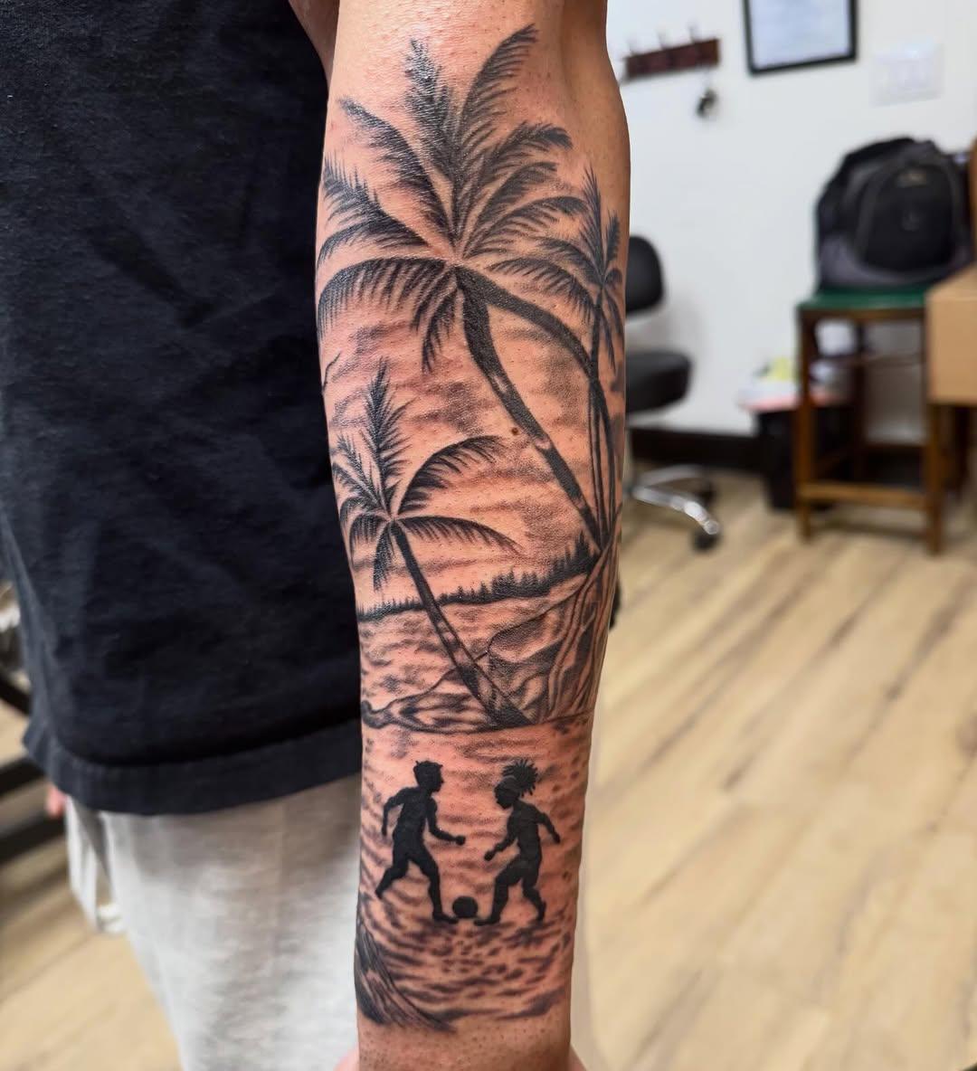 Tatouage hommage à la famille black and grey — jaybaxterart