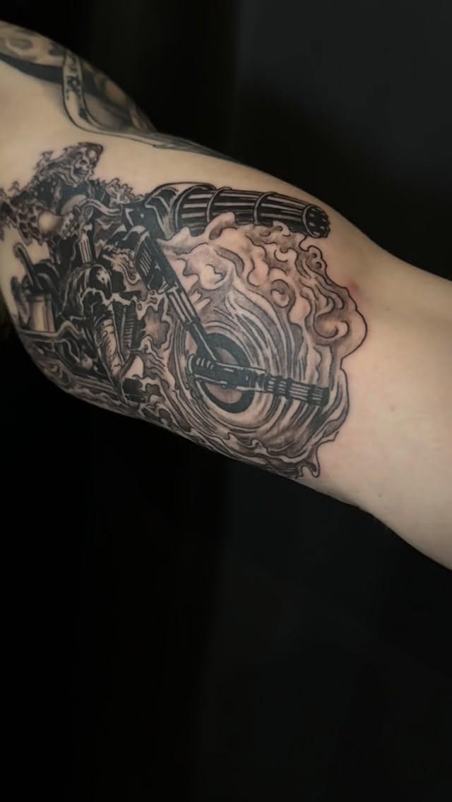 Tatouage Punisher et Ghost Rider mashup — jaybaxterart