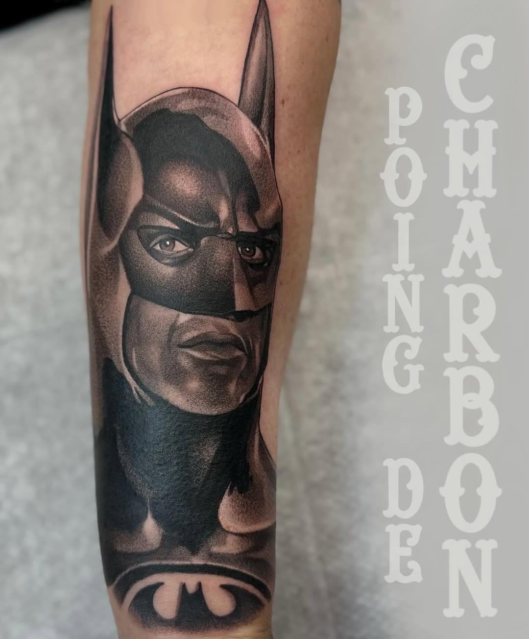 Tatouage Batman dotwork — marc.winchestertattooshop