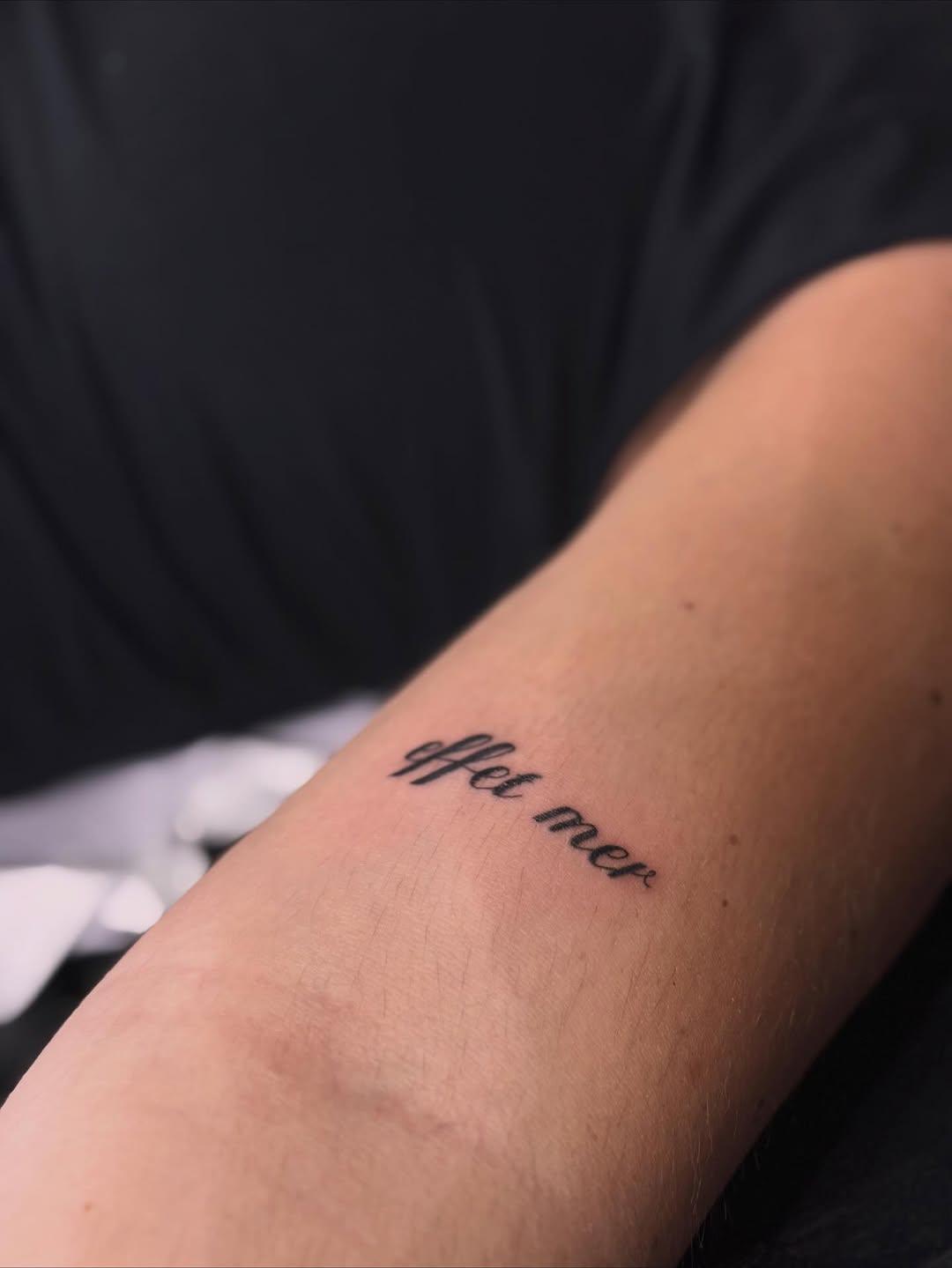 Tatouages fine line — _ita.ka