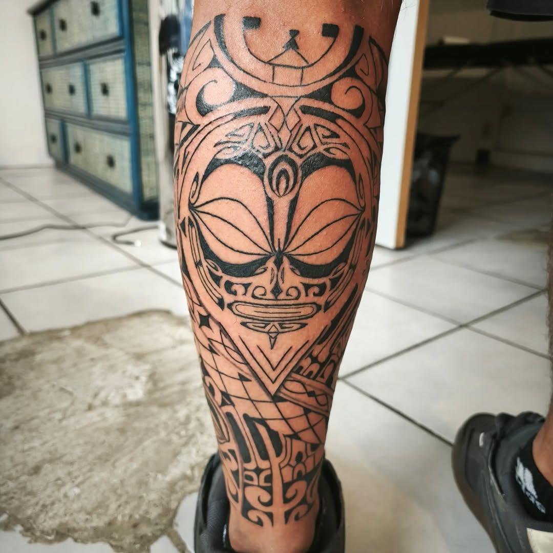 Tatouage polynésien marquisien freehand — capitainerie.ink