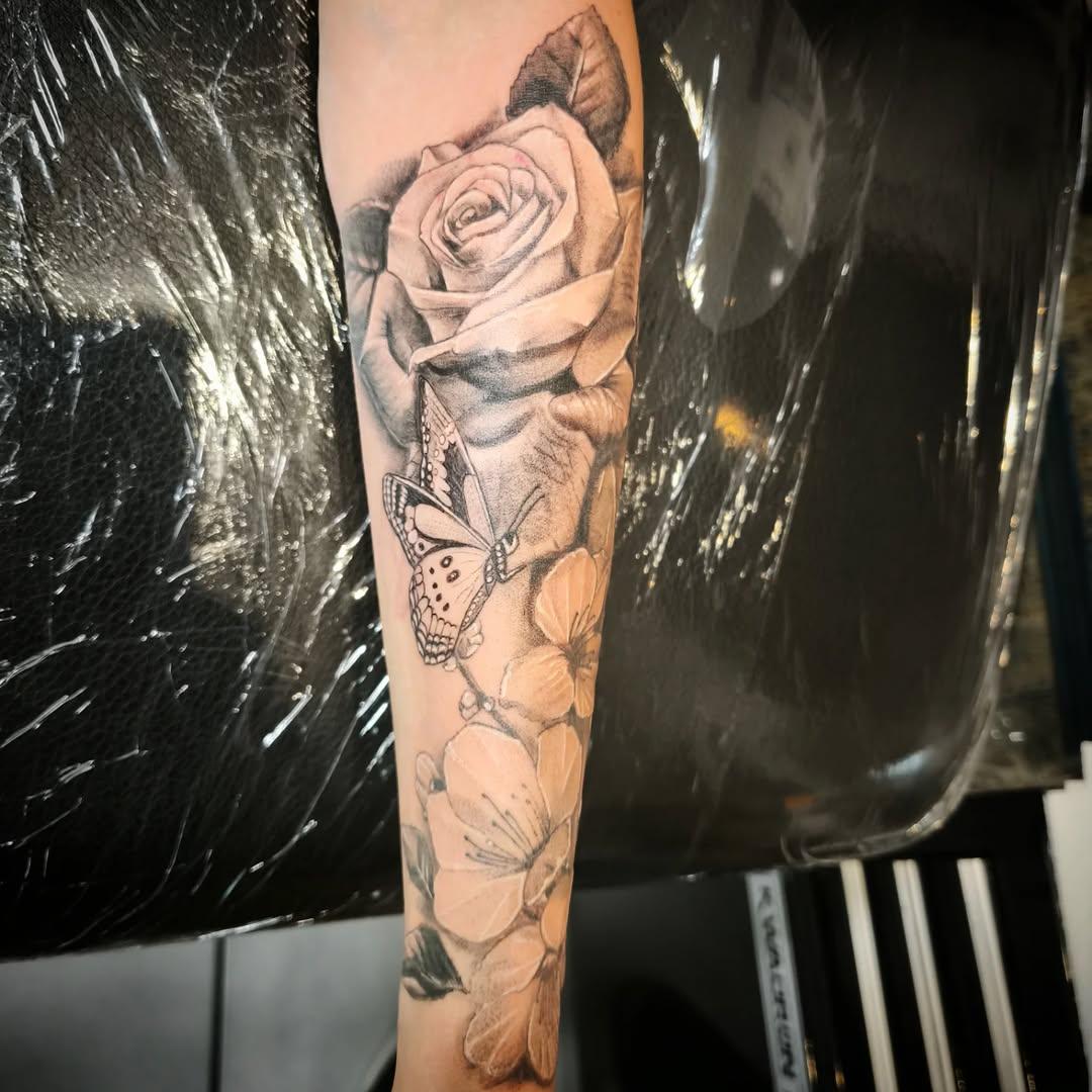 Rose réaliste — capitainerie.ink