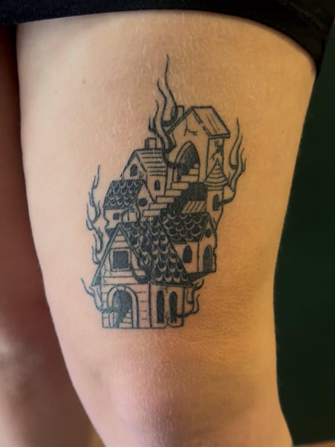 Blackwork d'après dessin client, cicatrisé — eklekt.ink