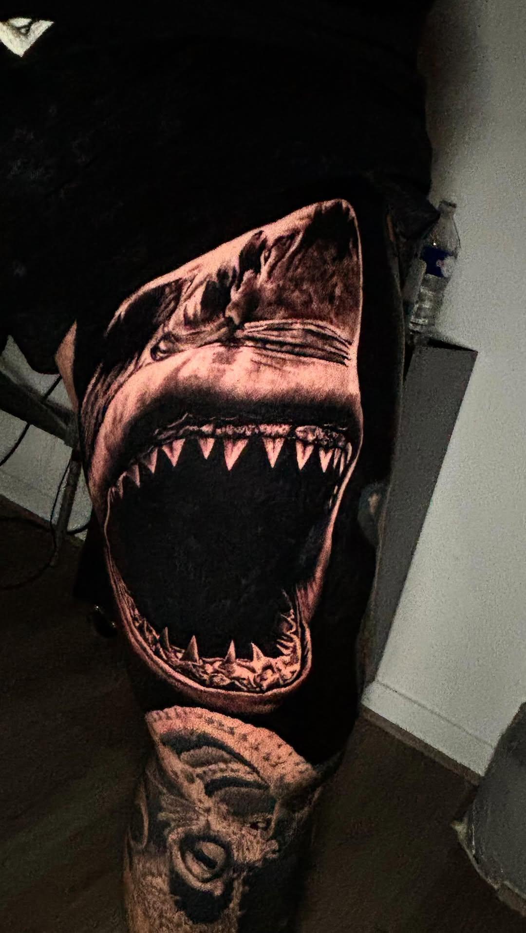 Tatouage Requin moto chaîne — link.ttt1