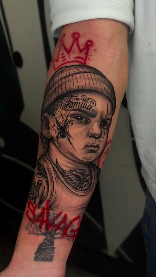 Tatouage portrait chicano black and grey — zeven_ink