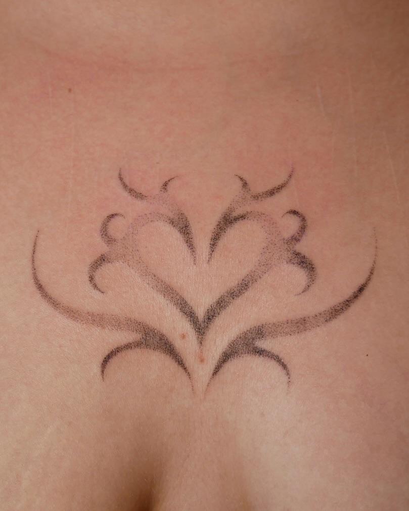 Tatouage handpoke flash — emmachou.ttt