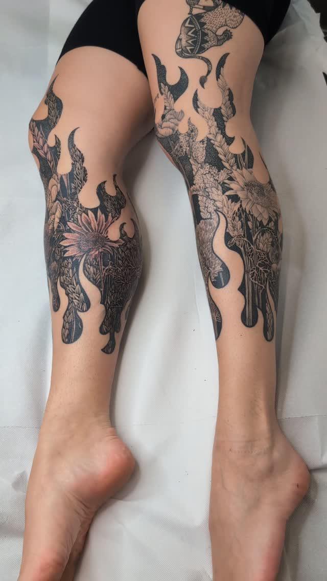 Jambes flaming et floral — jodyboucard.ttt
