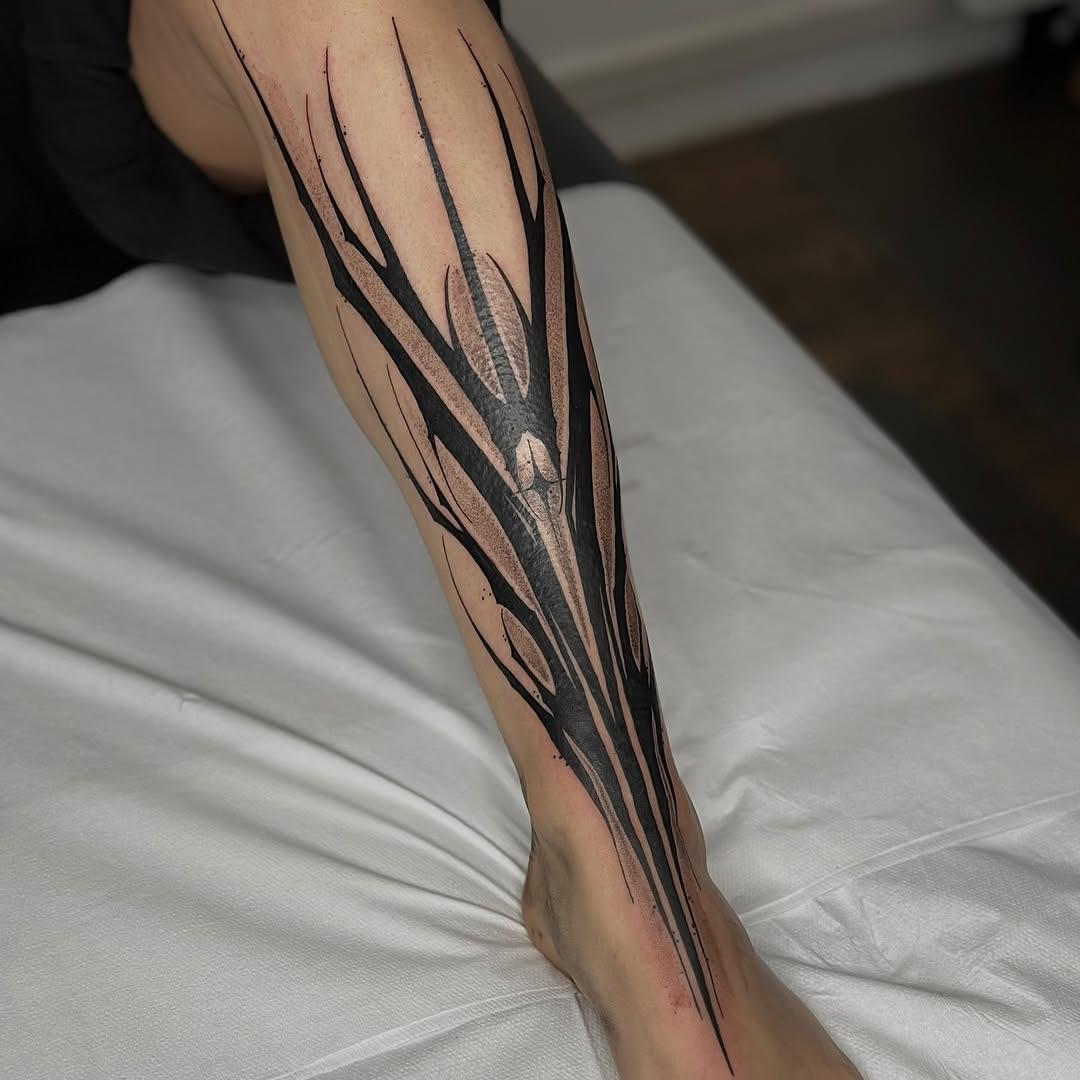 Armures de jambes darkwork — skills__tattoo