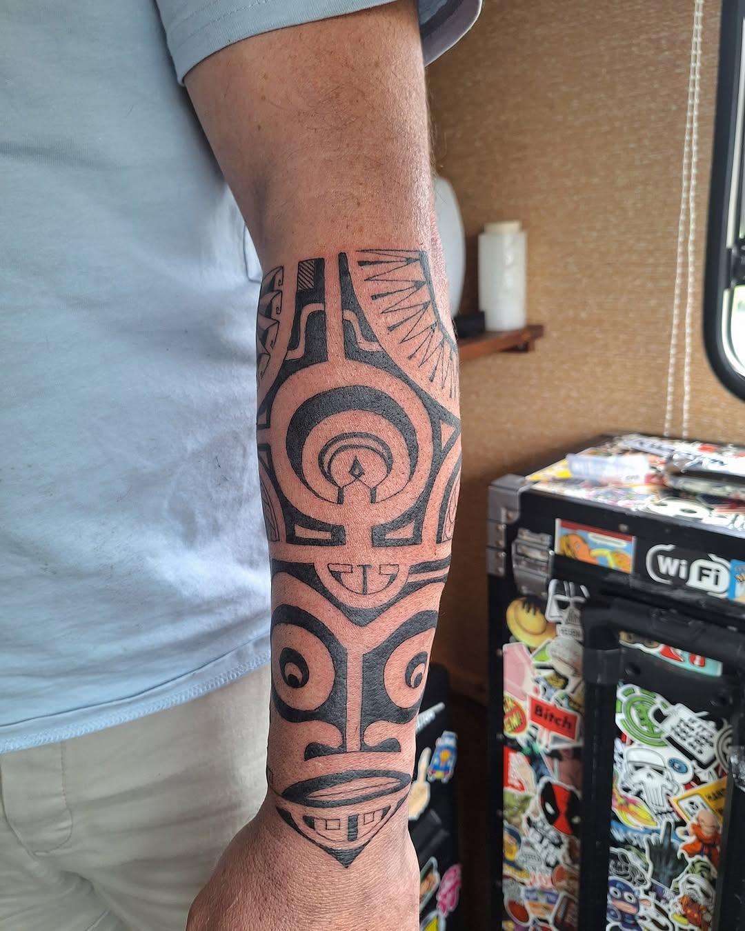 Pièce polynésienne sur l'avant-bras — haamana.tatau