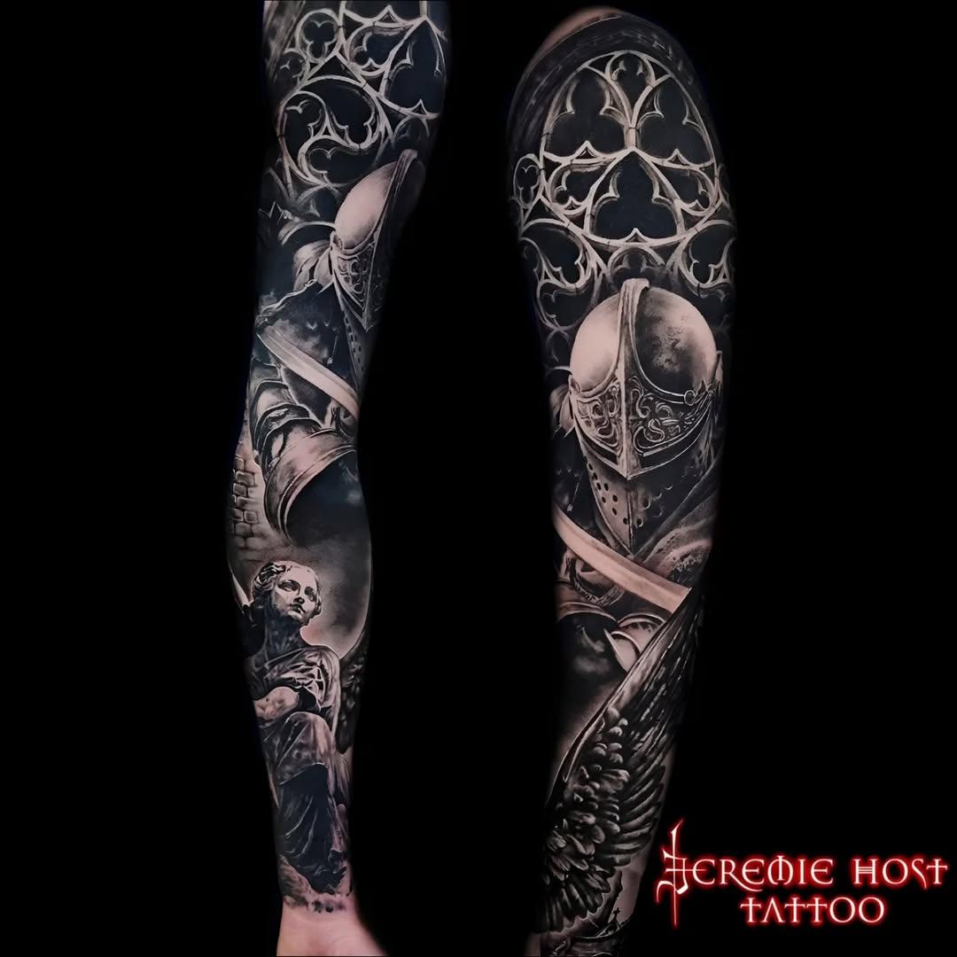 Tatouage bras complet gothique black and grey — jeremiehost_tattoo