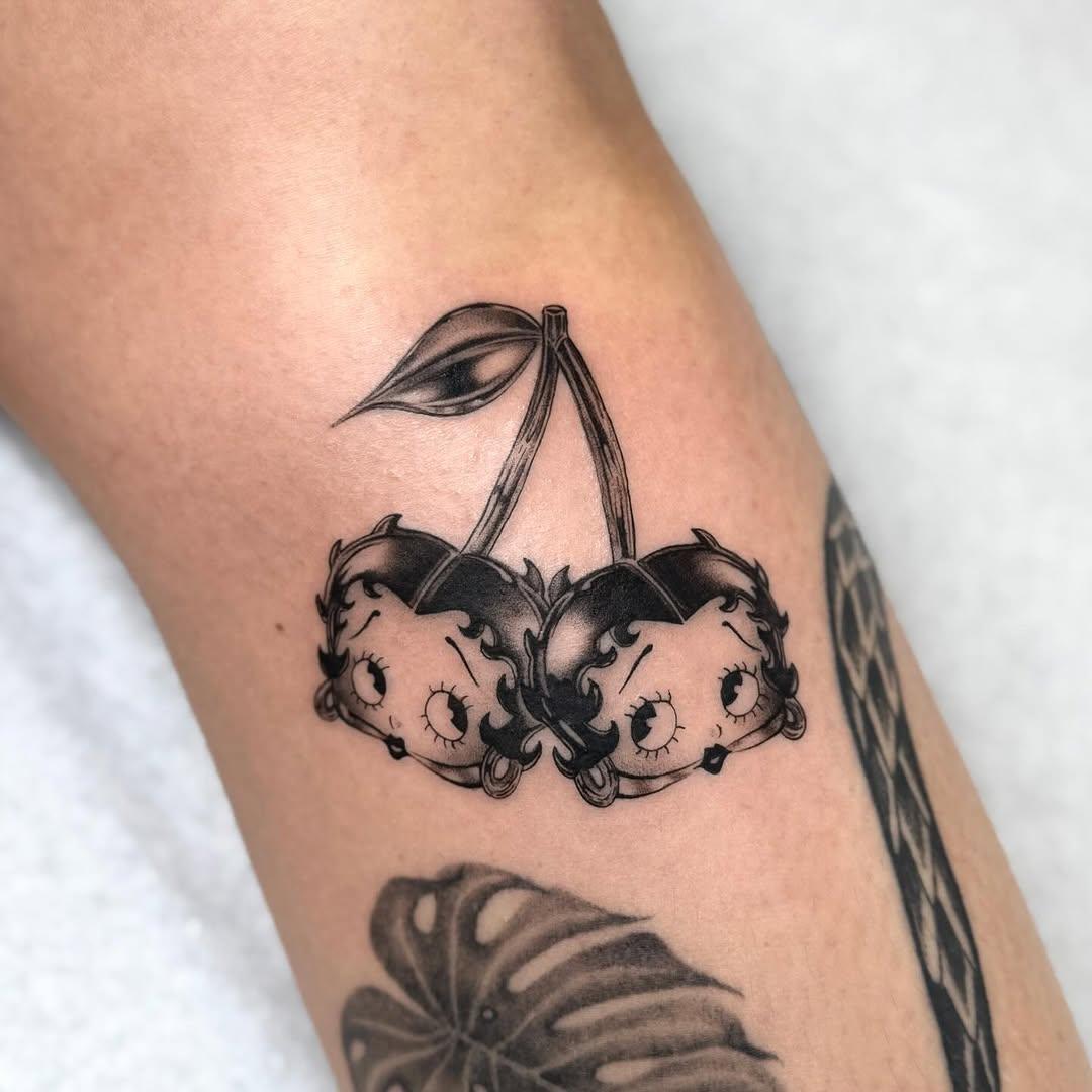 Tatouage Betty Boop cerises — ylleia.ttt