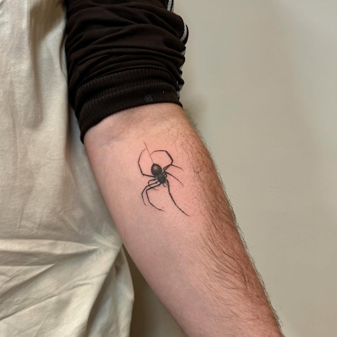 Tatouage araignée — ylleia.ttt