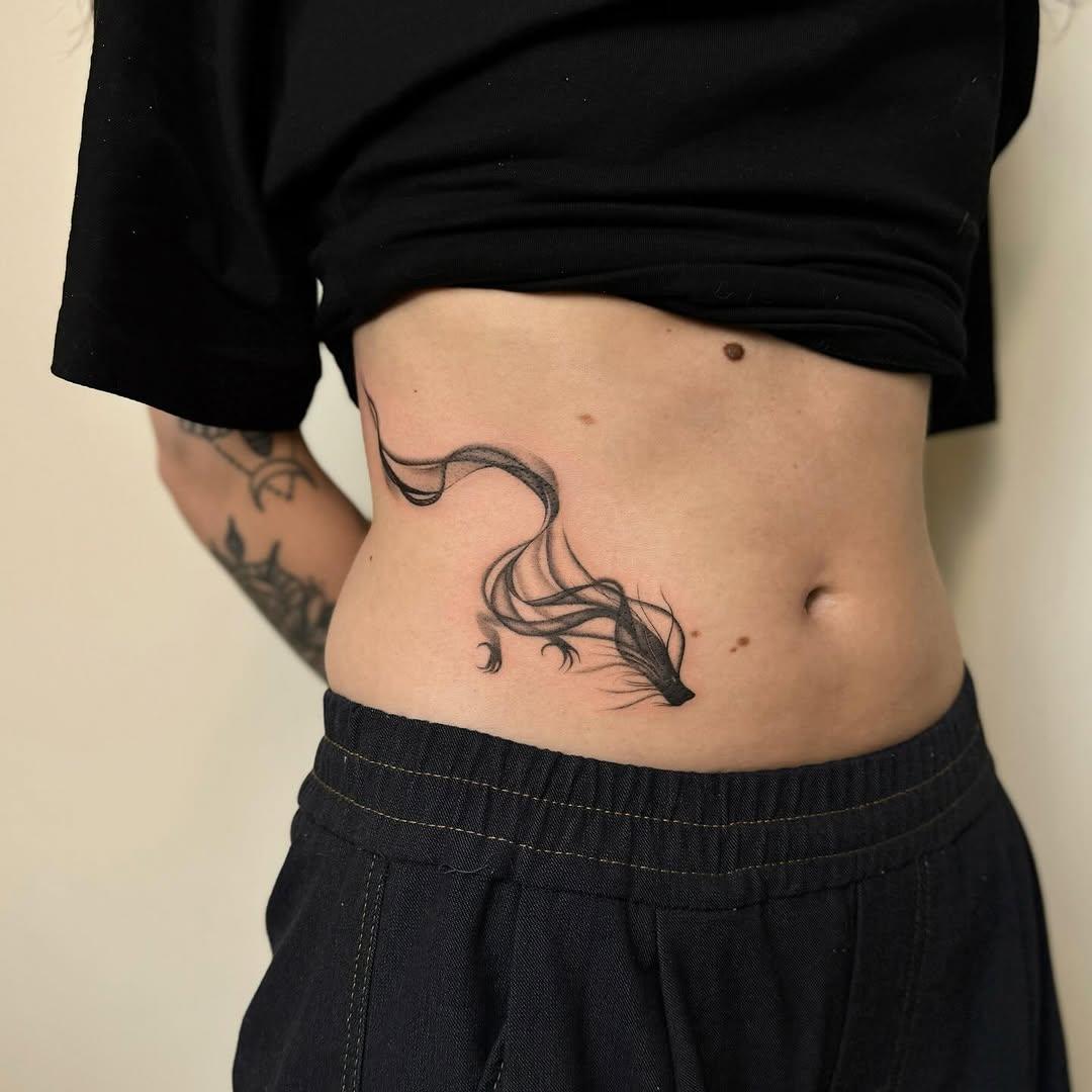 Tatouage dragon abstrait — ylleia.ttt
