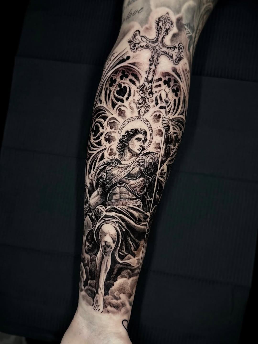 Tatouage noir et gris — jonathanvagner