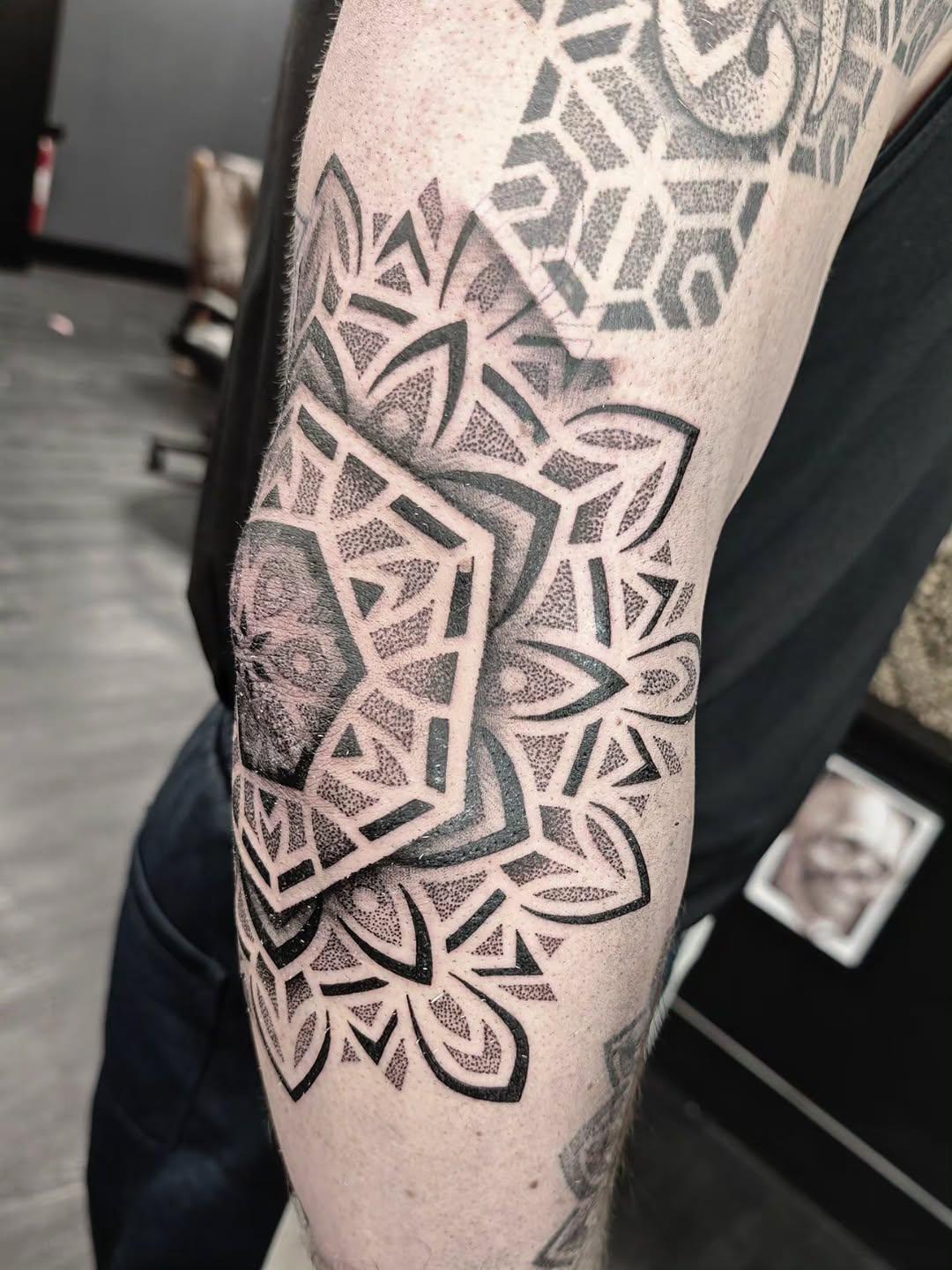 Travail de Al'tattooer - Tatoueur Rouen