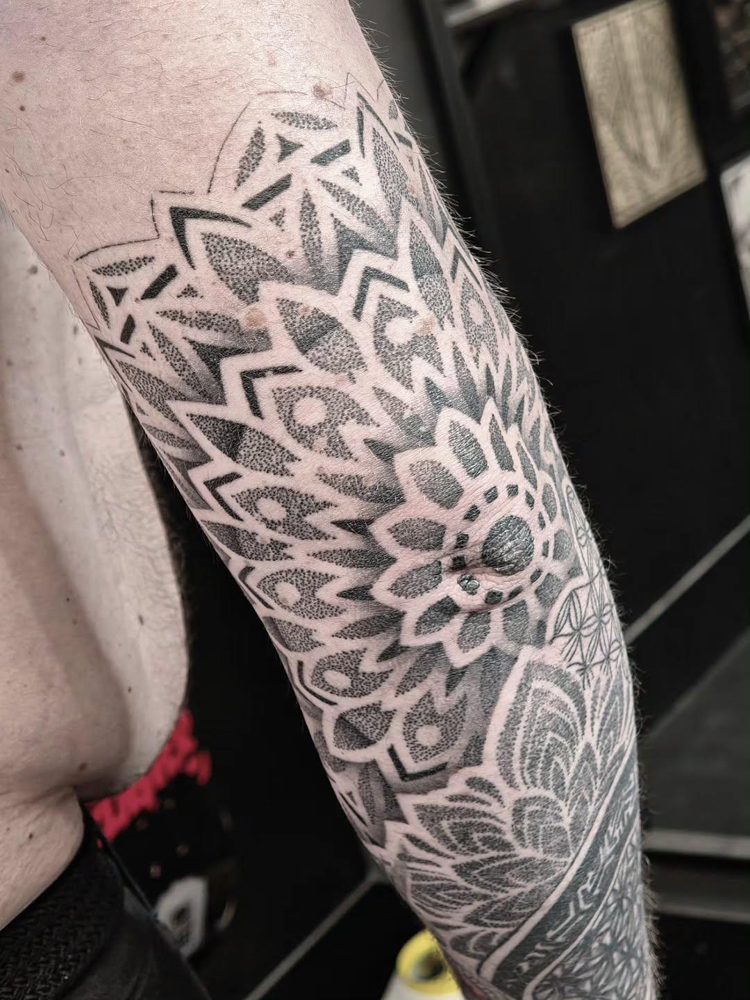 Travail de Al'tattooer - Tatoueur Rouen