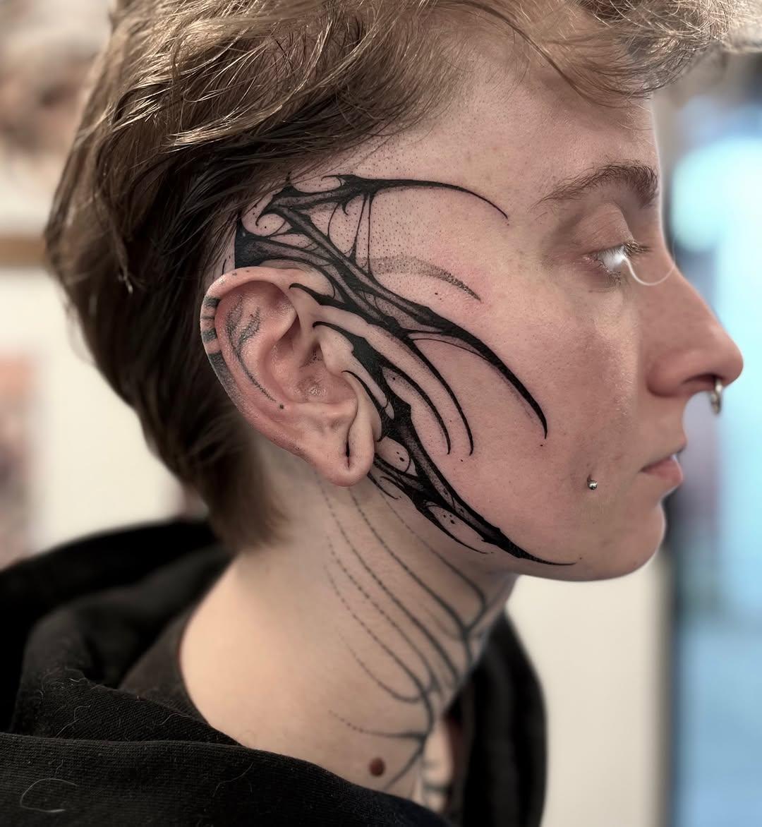 Face tattoo dark, flash adopté — chaos.vision_ttt