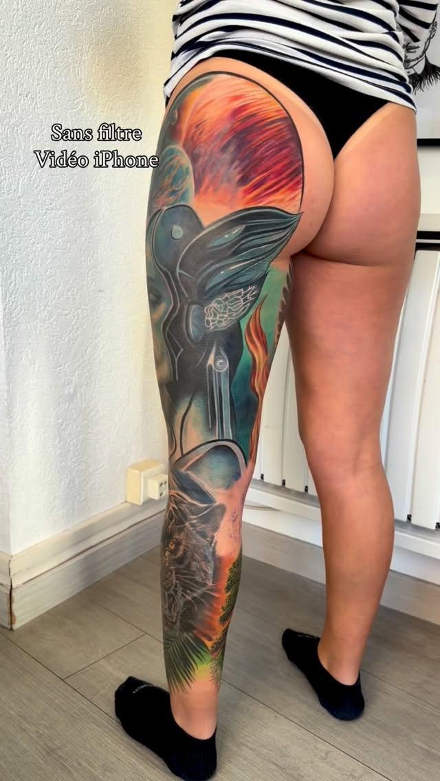 Tatouage Jambe complète abstraite — mederinktattoo_