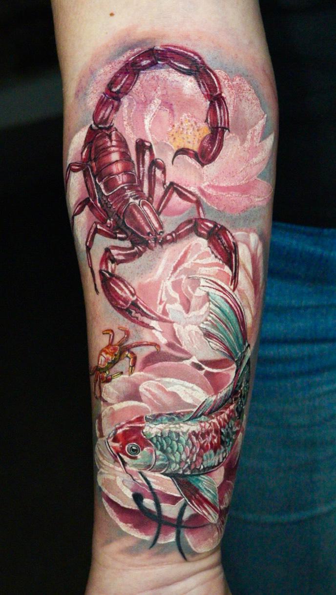 Tatouage Scorpion poisson couleur — mederinktattoo_