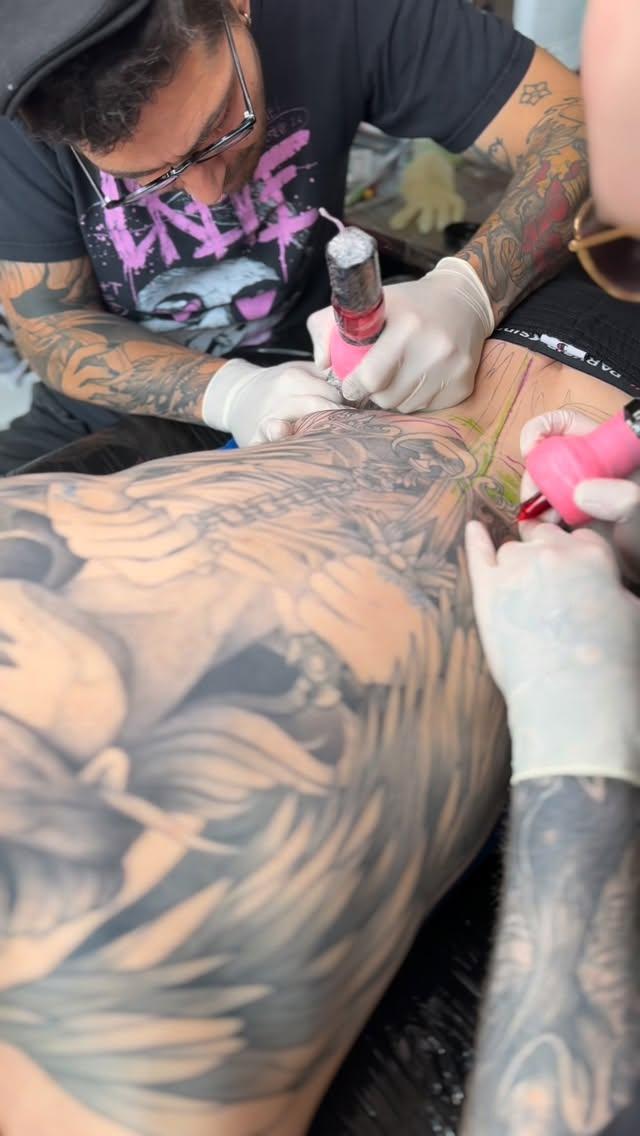 Tatouage portrait la Justice black and grey — andymessianttattoo