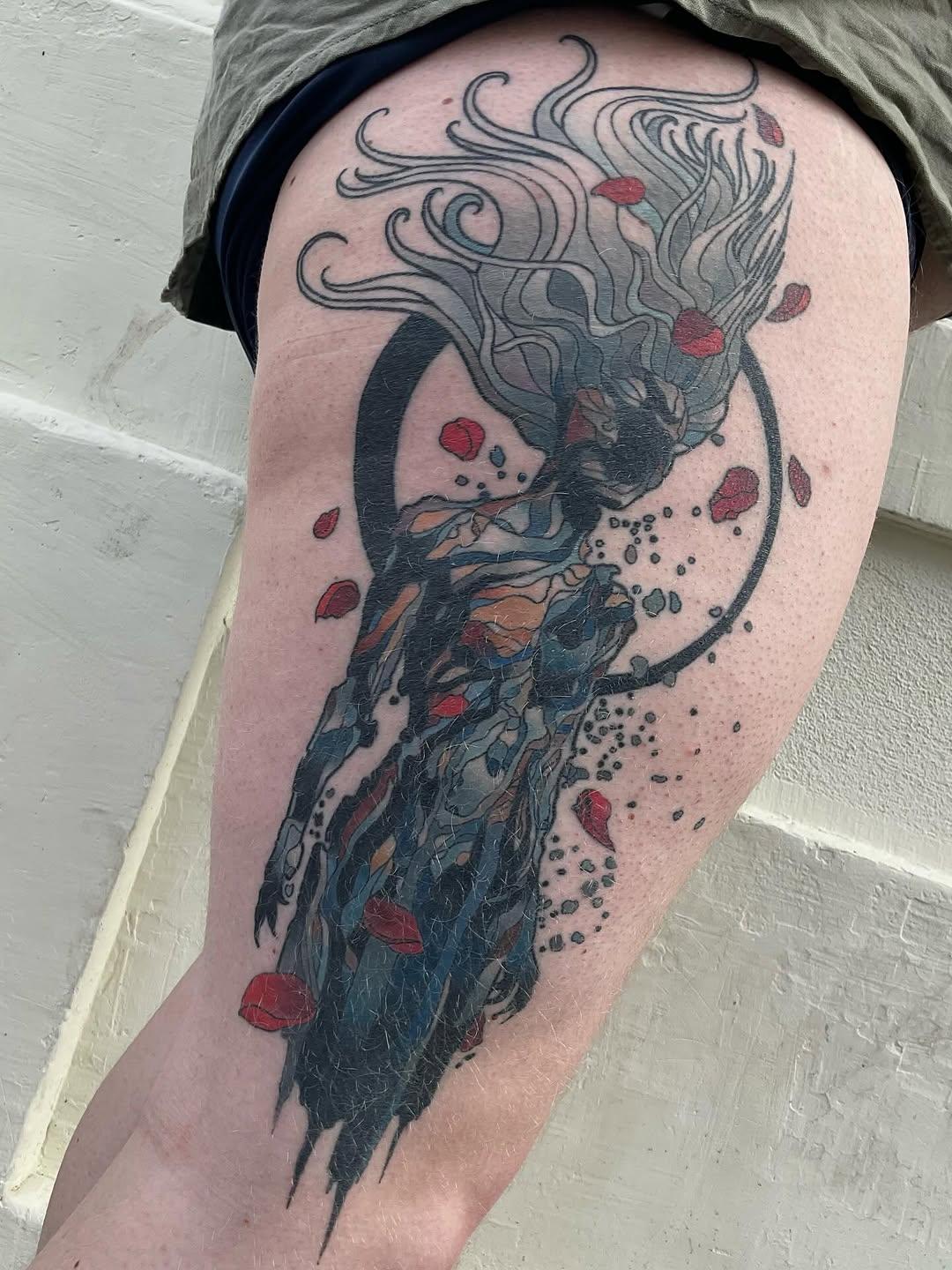 Tatouage blackwork cicatrisé — andymessianttattoo