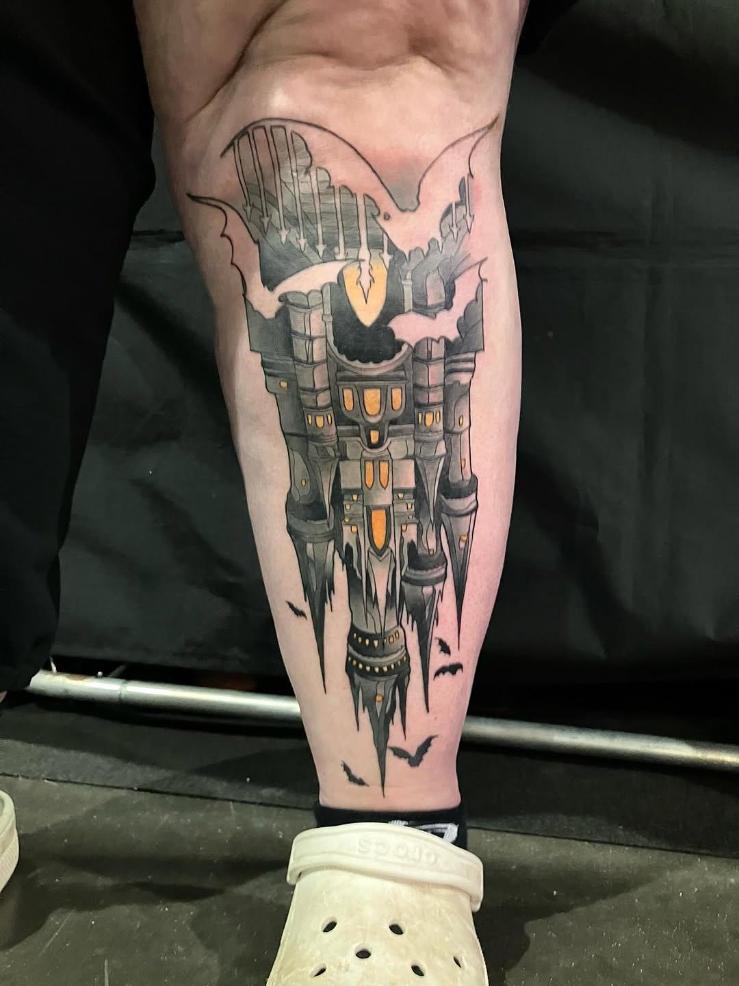 Tatouage blackwork — andymessianttattoo