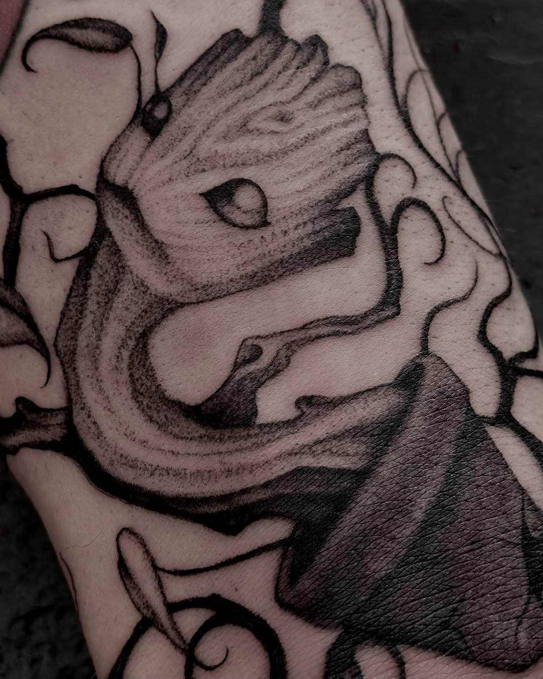 Tatouage Baby Groot dark — octoccult