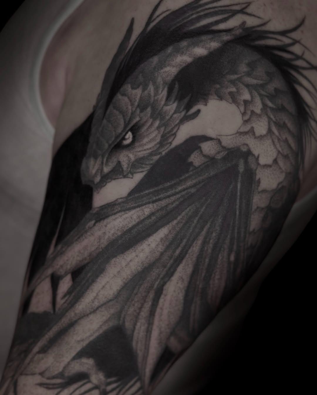 Tatouage wyverne dark retouche — octoccult