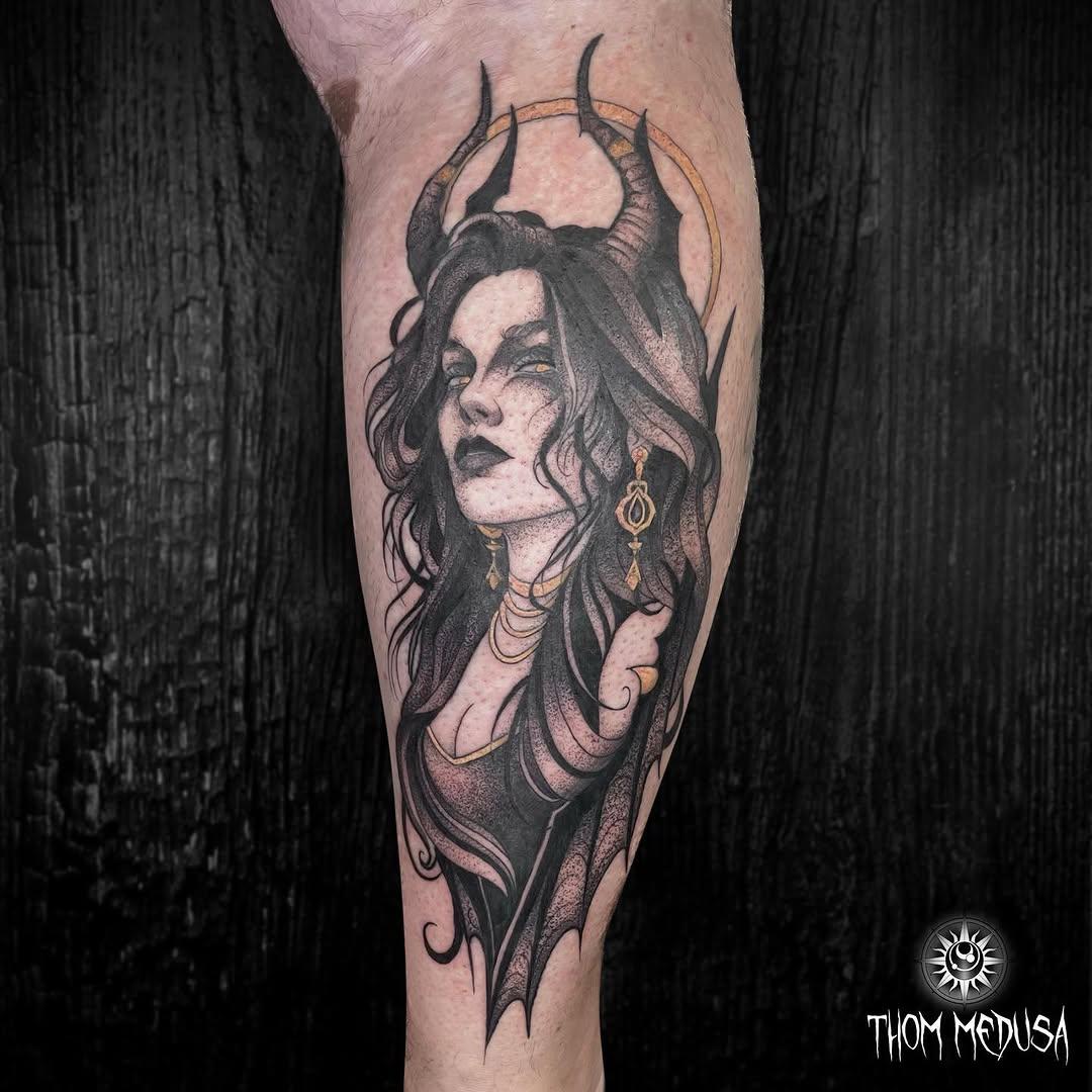 Succube cornue dark portrait — thom_medusa