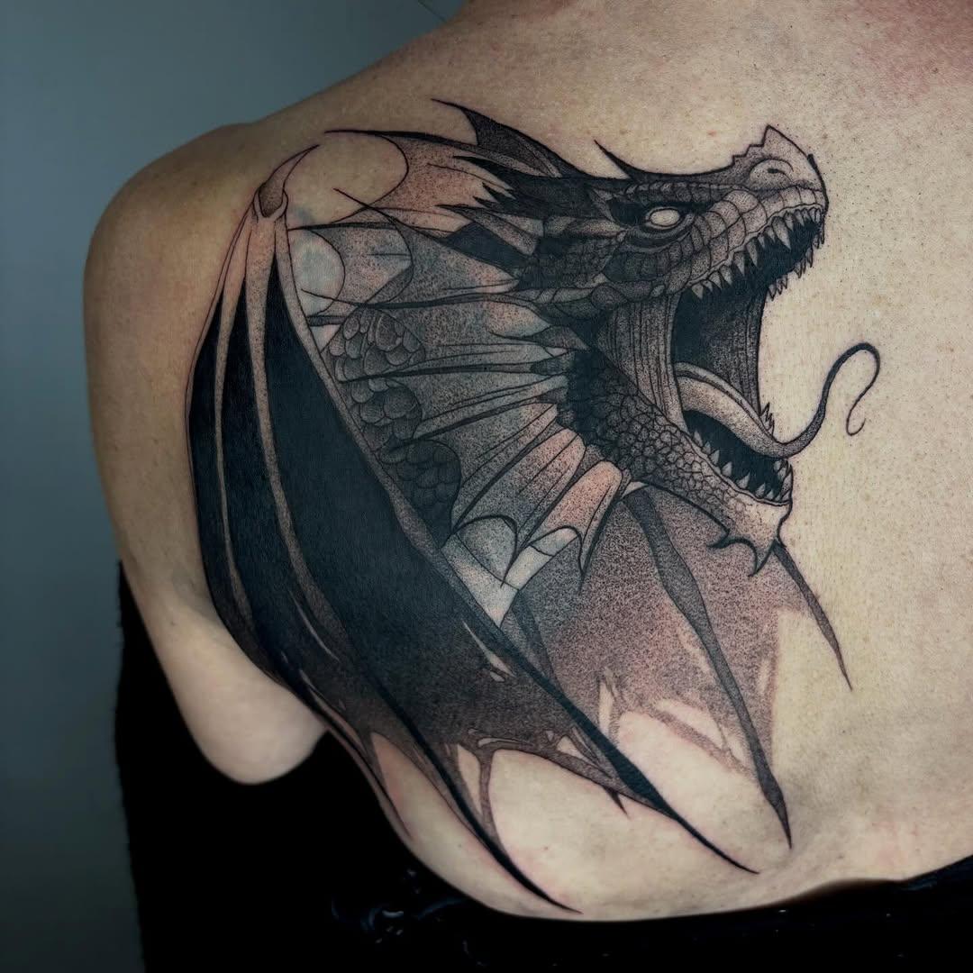 Dragon cover blackwork — thom_medusa
