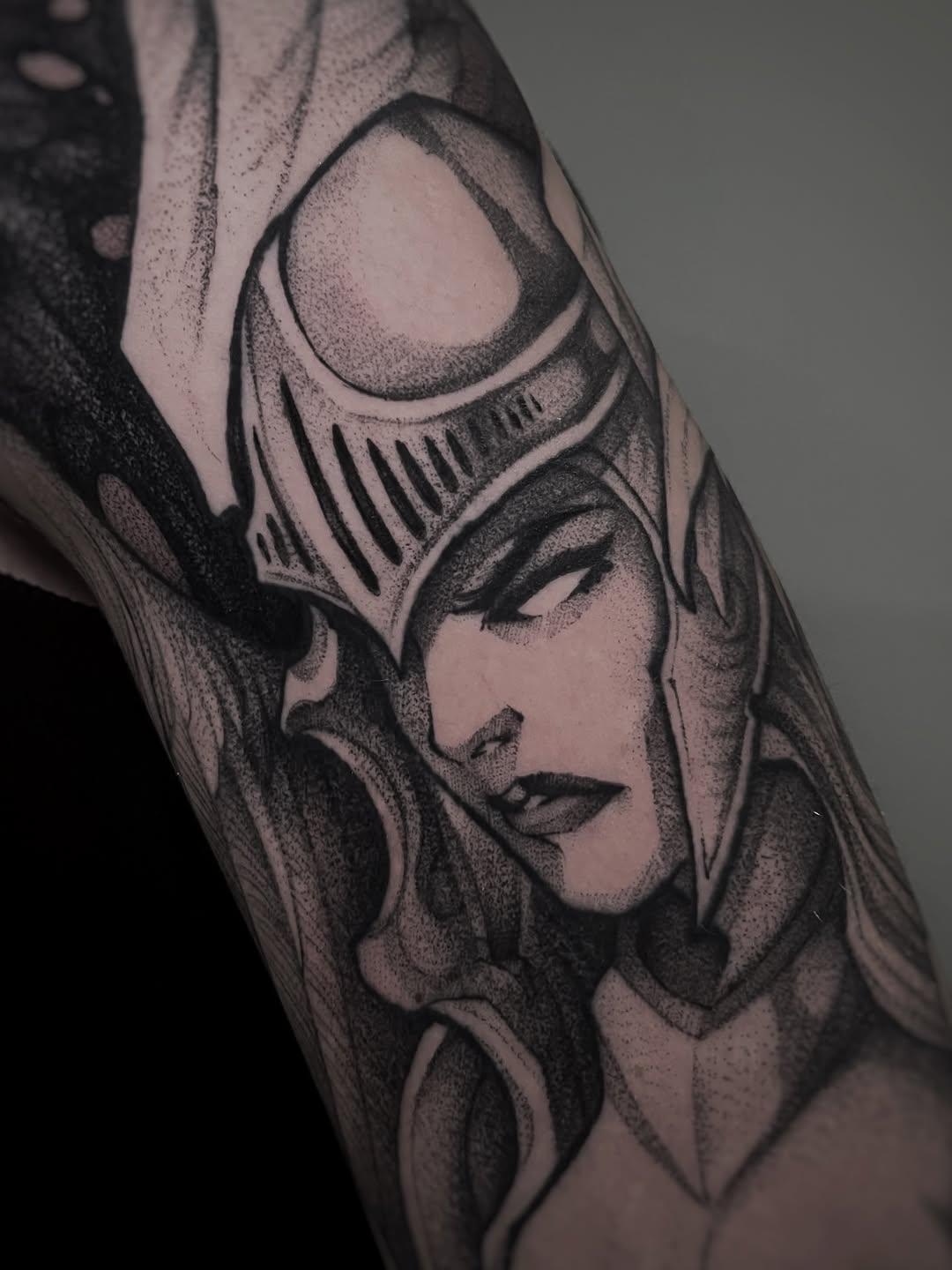 Valkyrie armure WIP blackwork — max.kozaak