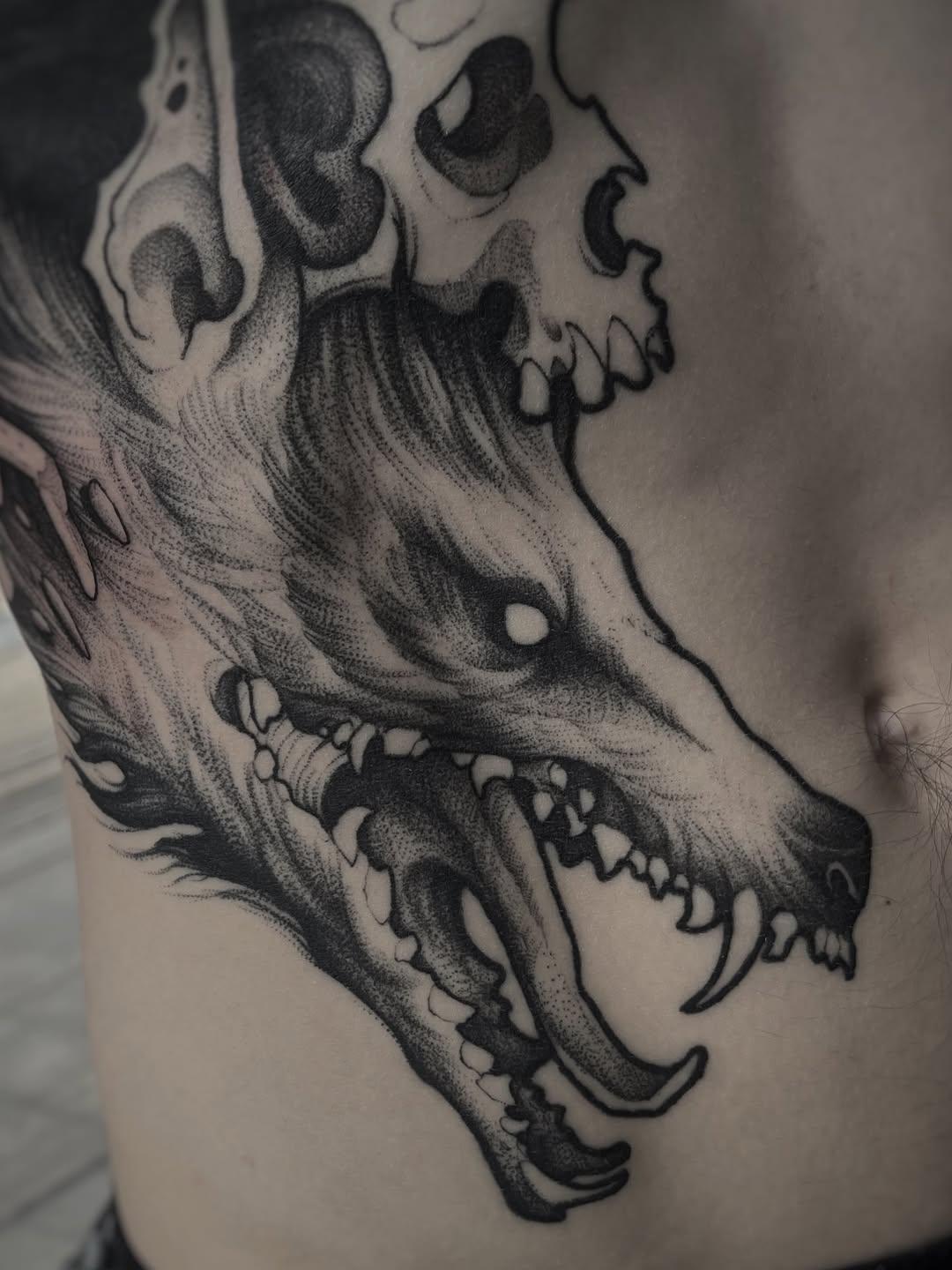 Cover cicatrisé Thibault blackwork — max.kozaak