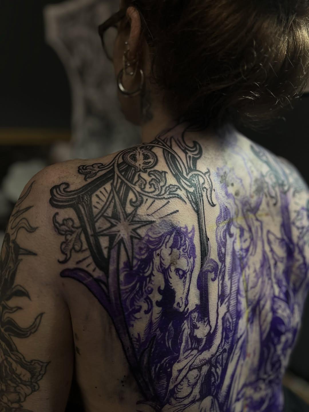blackwork dos — terrenoire.ttt