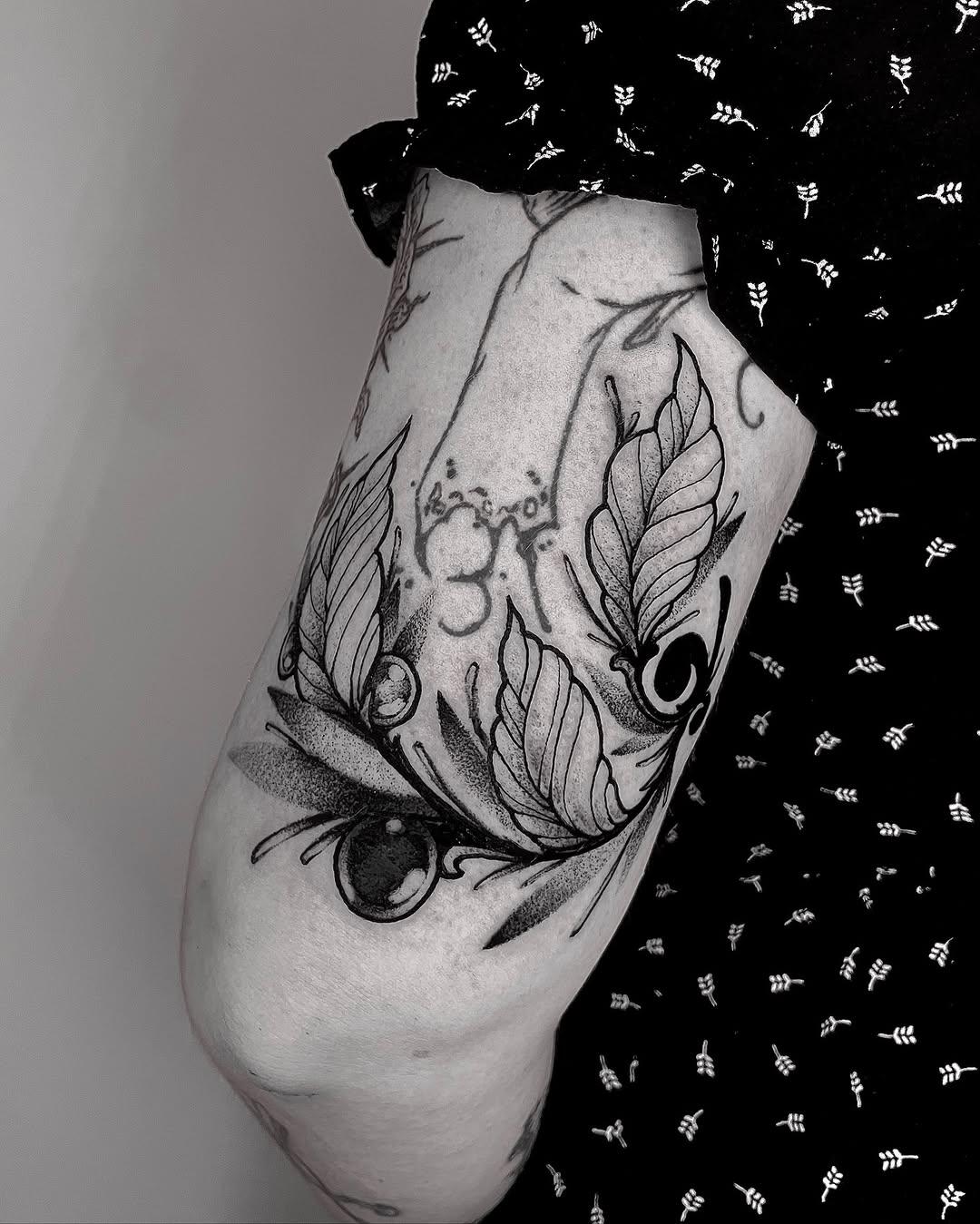 Leaf filler tattoo by lypnos.ttt