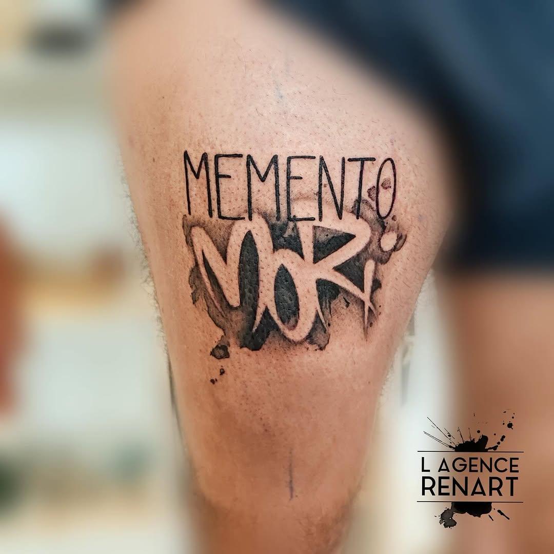 Memento mori calligraphie graffiti jambe lettrage
