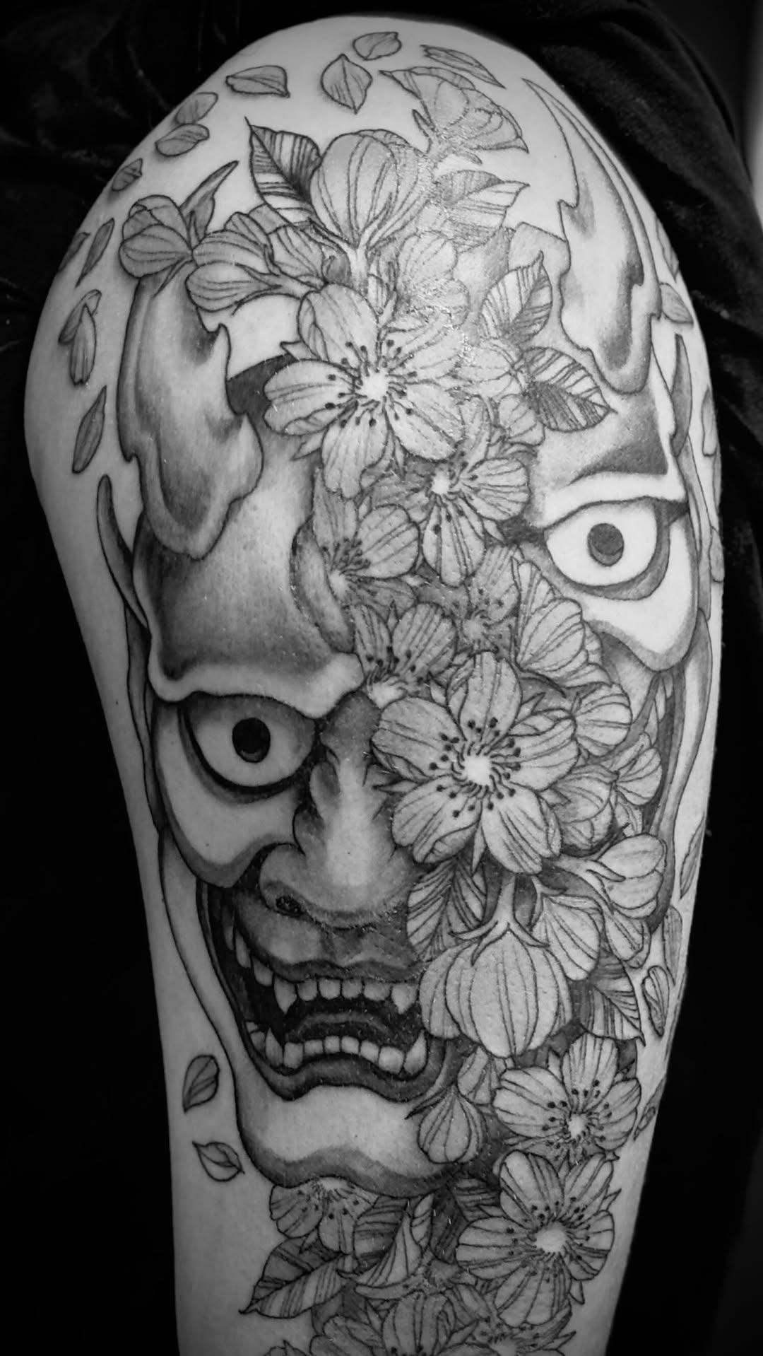 Tatouage Masque Hannya fleurs — laiguillewilliam