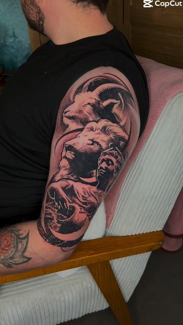 Tatouage Créature/serpent stylisé — tanagralmt