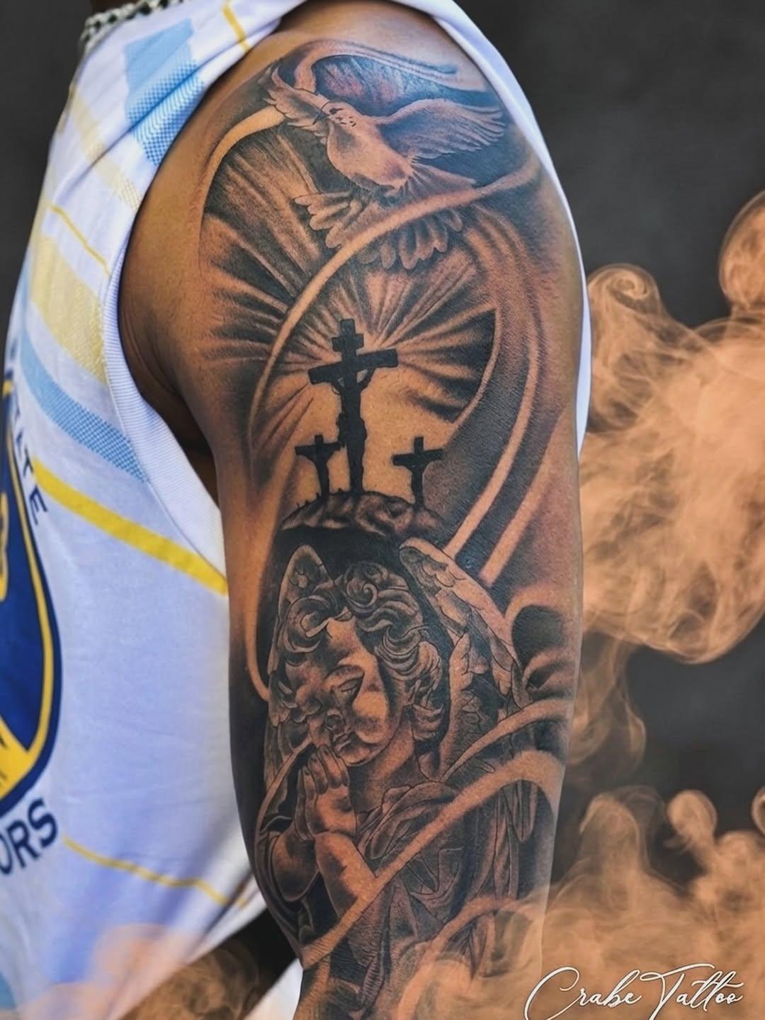 Tatouage ange croix — crabe.tattoo