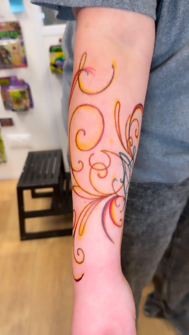 Tatouage Ornemental freehand floral — geoff_sin_tattoo