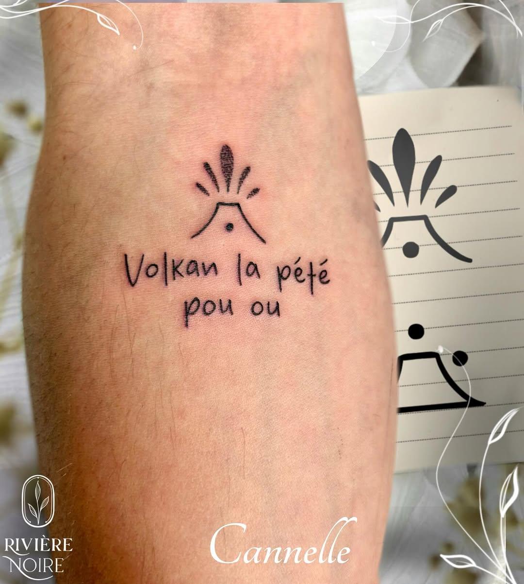 Tatouage volcan et lettrage couple — cannelle.r