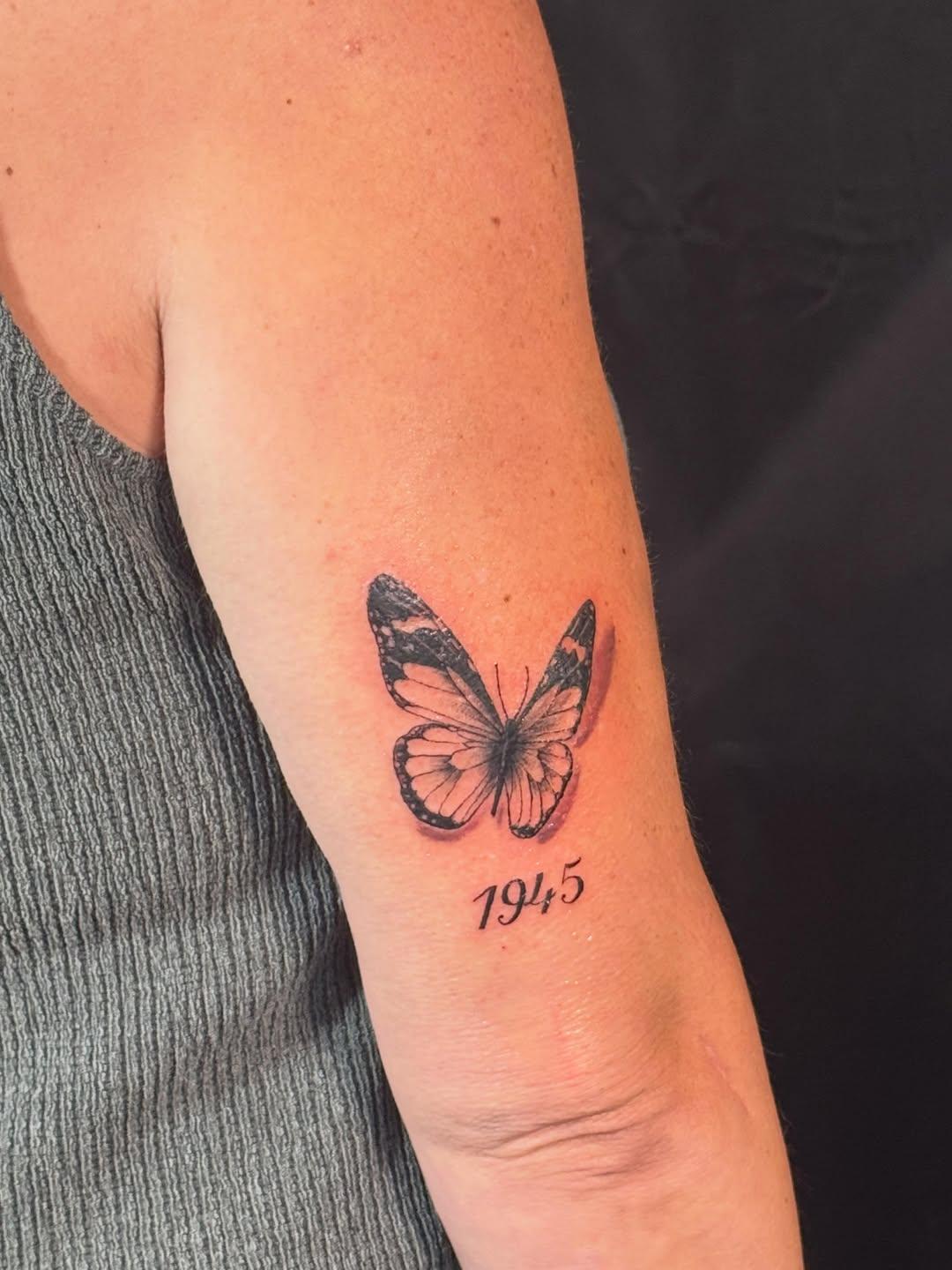 Tatouage Papillon animaux — stephanie_de_pertuis