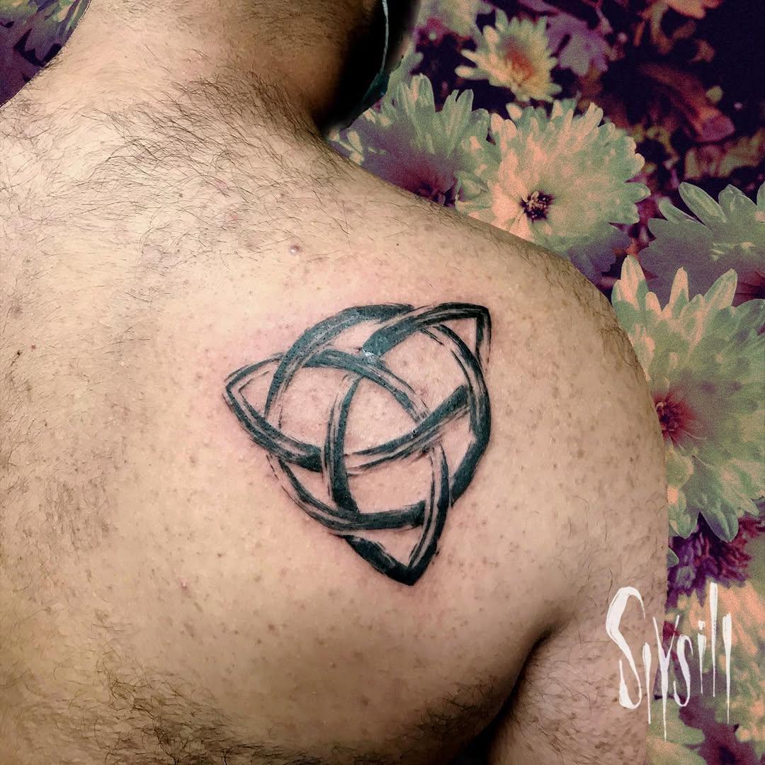 Tatouage Triquetra Charmed — slysill