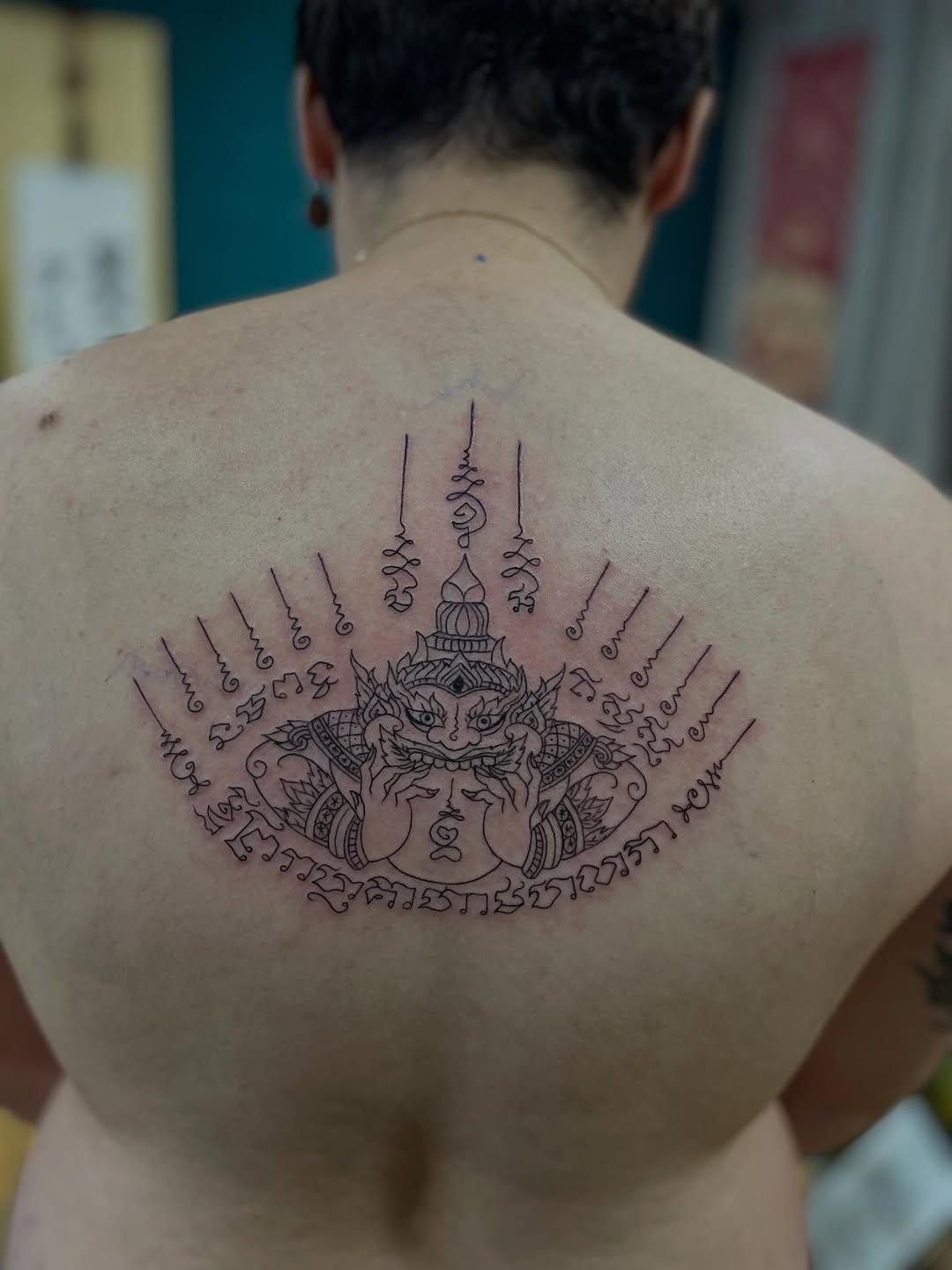 Tatouage Rahu Amarat dos — monsieurvang_tattoo