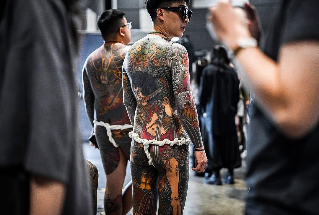 Tatouage Demons et guerriers japonais full-back — biglintattoo