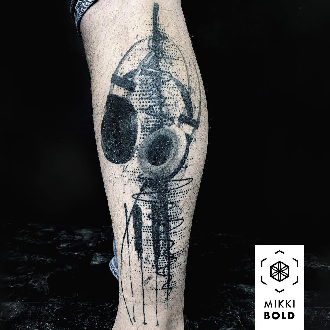 Tatouage Mandala géométrique jambe — mikkibold
