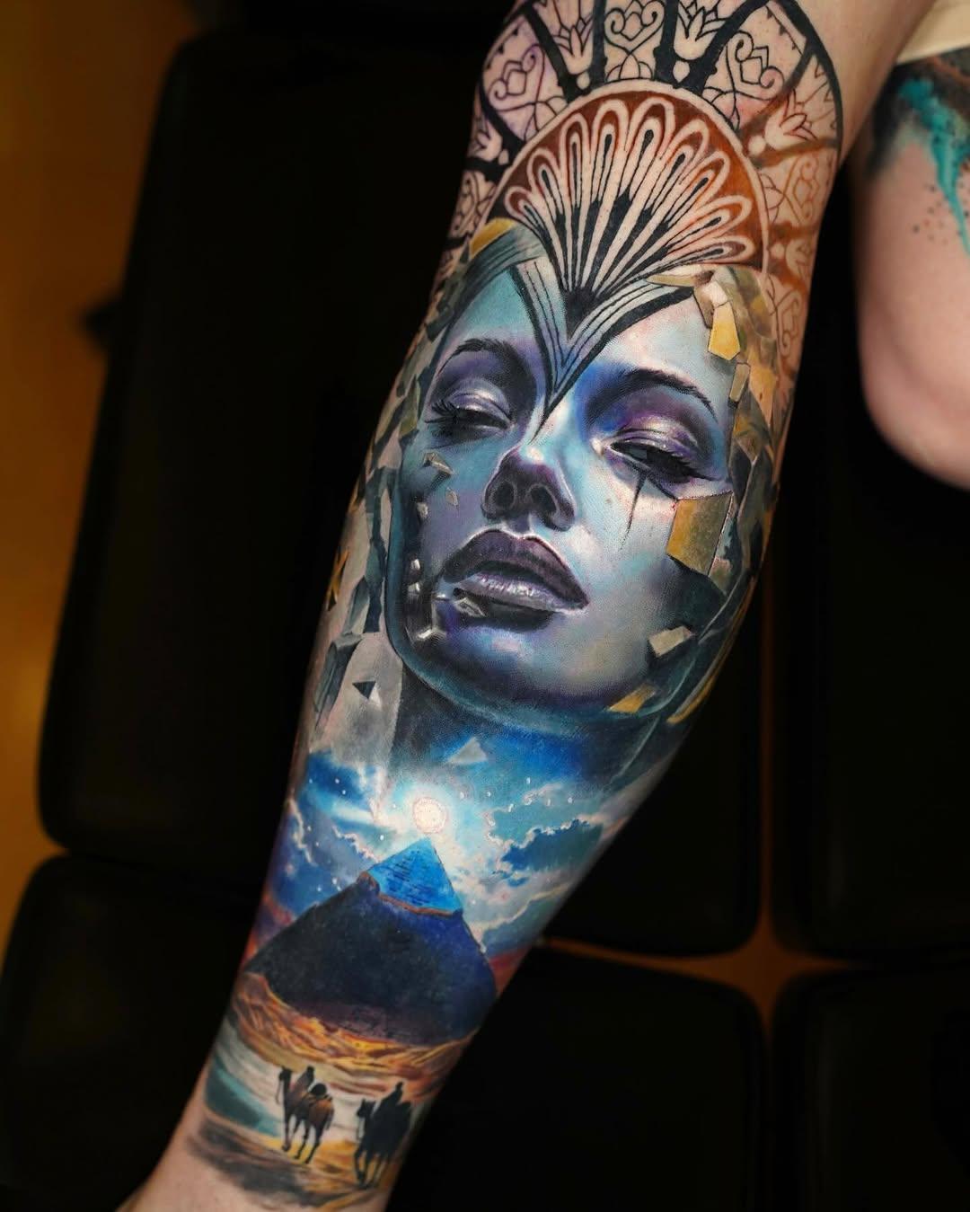 Tatouage Pharaon intérieur et extérieur jambe — michaeltaguet